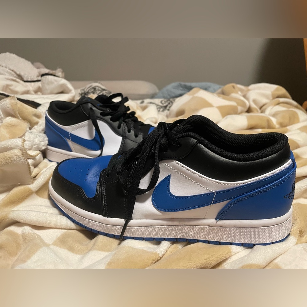 Nike Jordan Lows. Black, Blue and White. Like new work 5-7 times probably.